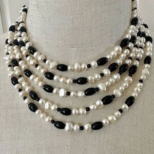 Fresh water pearl and black long necklace
